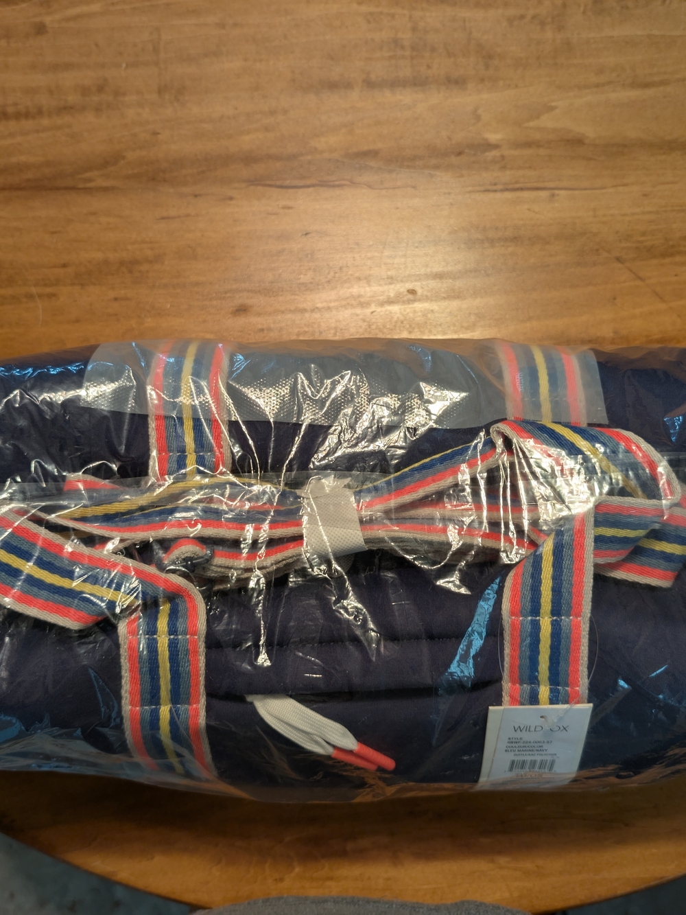 NWT Wildfox Navy Duffle Bag with Rainbow Straps - Picture 7 of 8